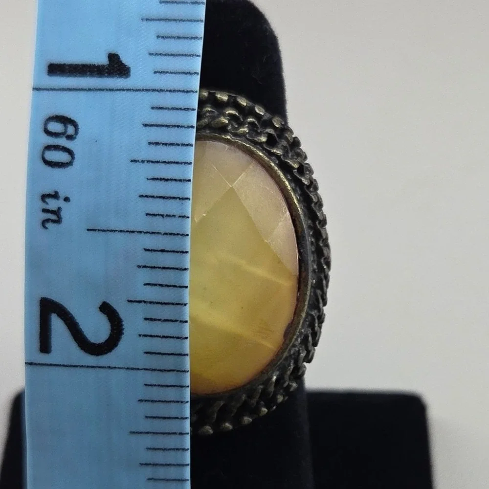 Vintage Bronze Tone Faux Amber Faceted Resin Oval Statement Cocktail Ring Size 7